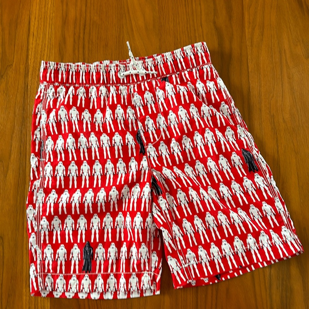 GAP kids size M Star Wars swim trunks